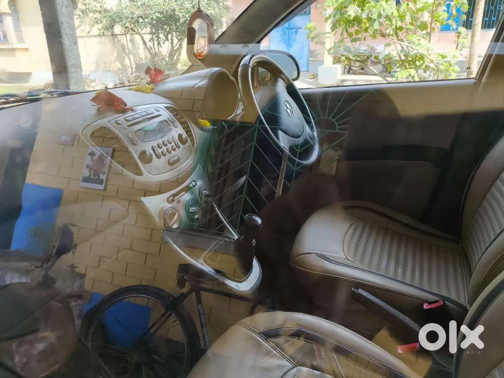 Hyundai I10 Sportz 2017 Sportz Premium Cng 21600 Km Driven