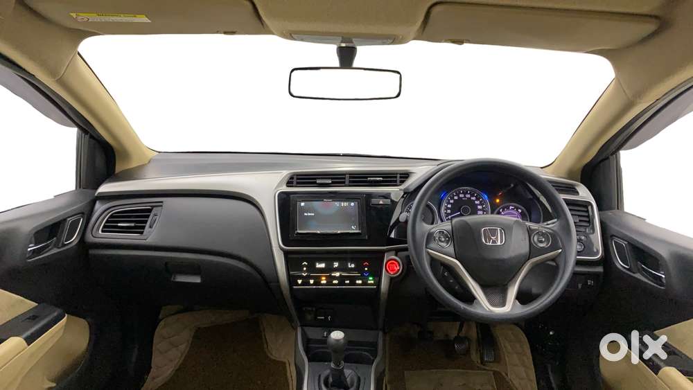 Honda City I-vtec V, 2018, Petrol