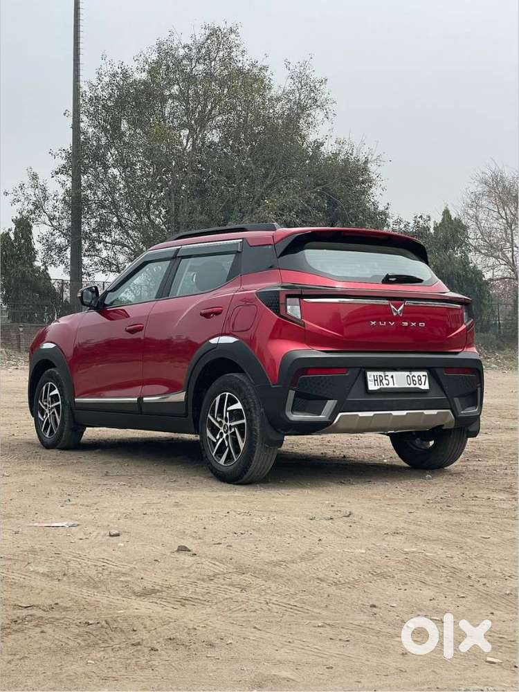 Mahindra Xuv 3xo Ax5 Pm Mt, 2024, Petrol