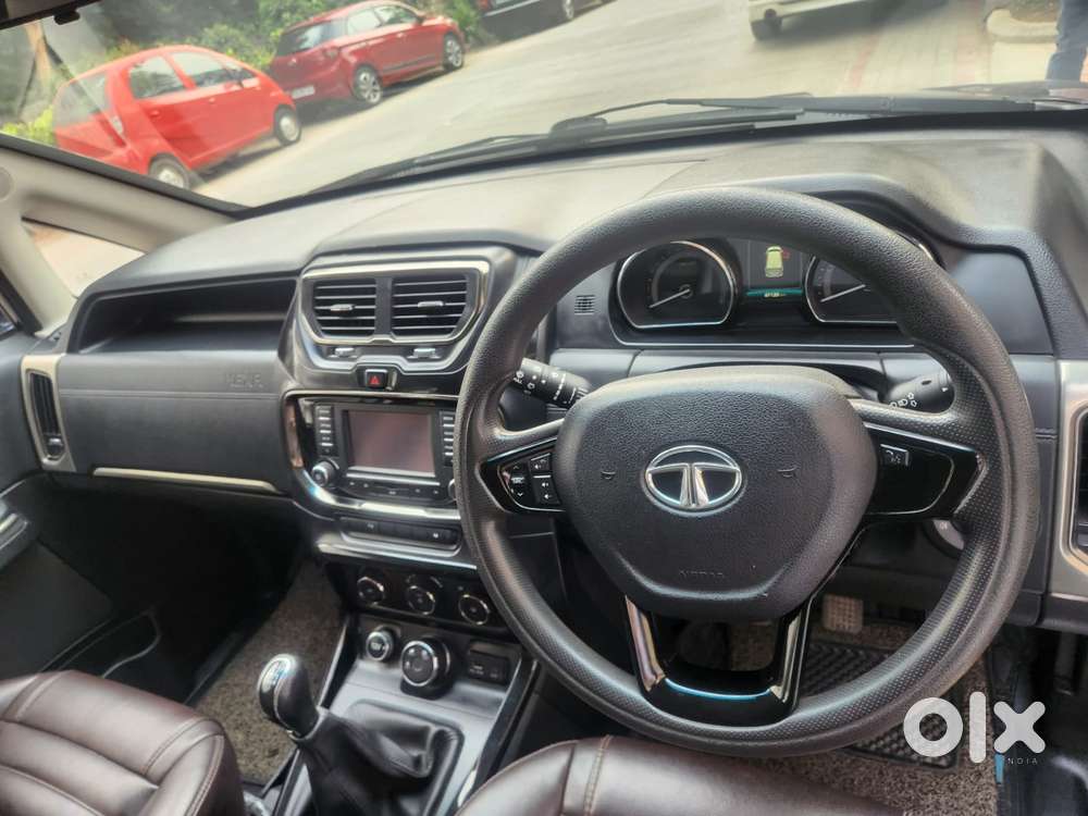 Tata Hexa Xm Plus, 2017, Diesel