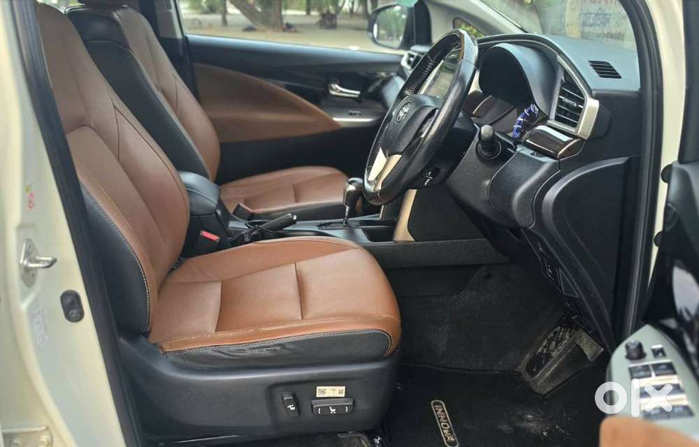 Toyota Innova Crysta 2.7 Zx At, 2019, Petrol