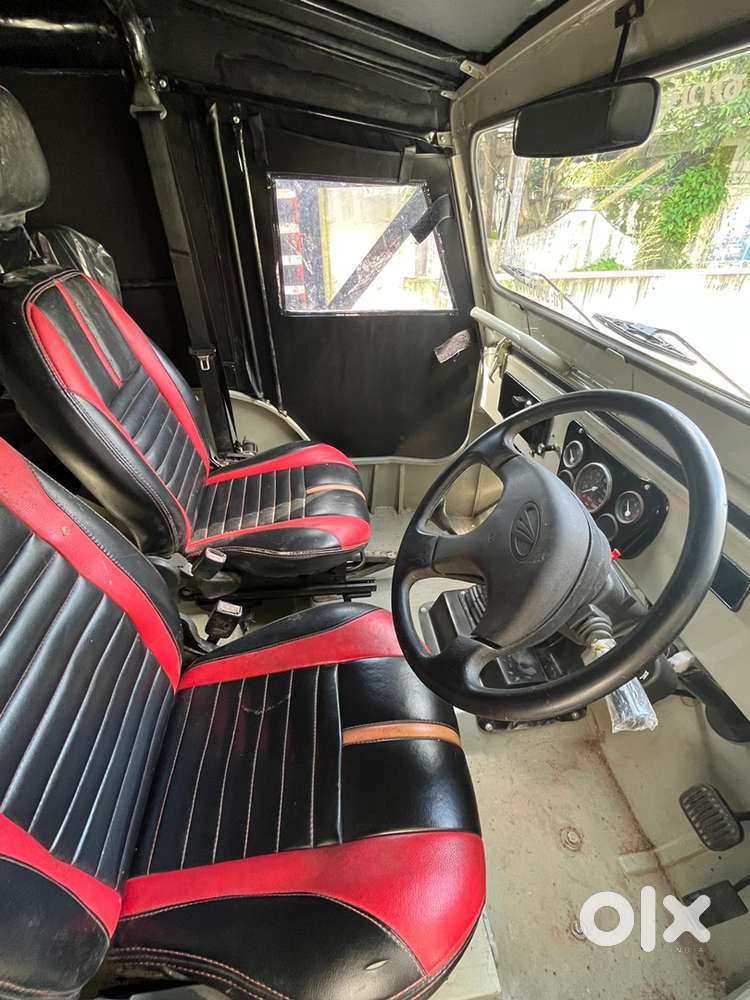 Mahindra Jeep Classic 1995