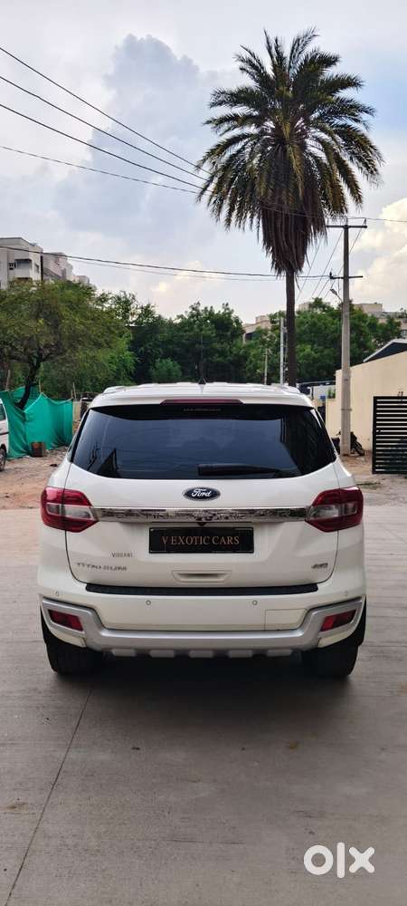 Ford Endeavour 3.2 Titanium 4x4 At, 2016, Diesel