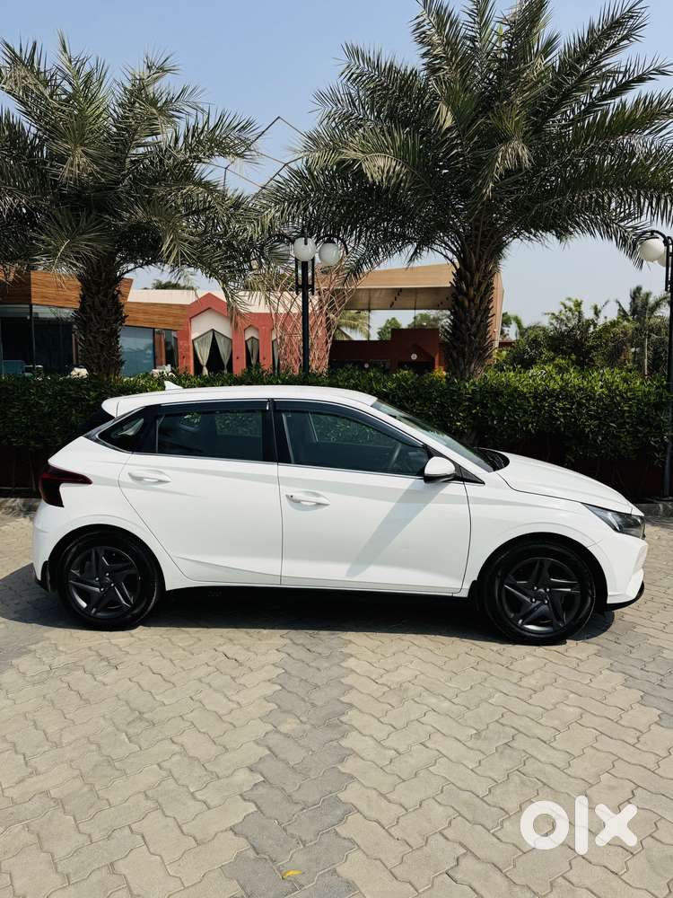 Hyundai I20 1.2 Spotz, 2022, Cng & Hybrids