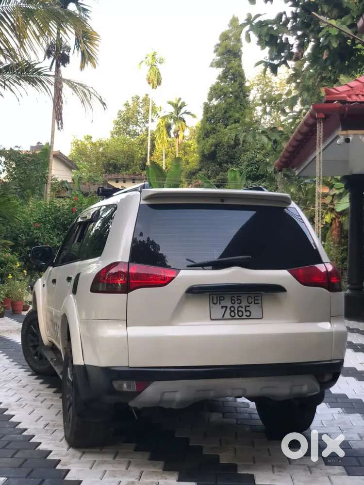 Mitsubishi Pajero Sport Automatic 4*2 2016