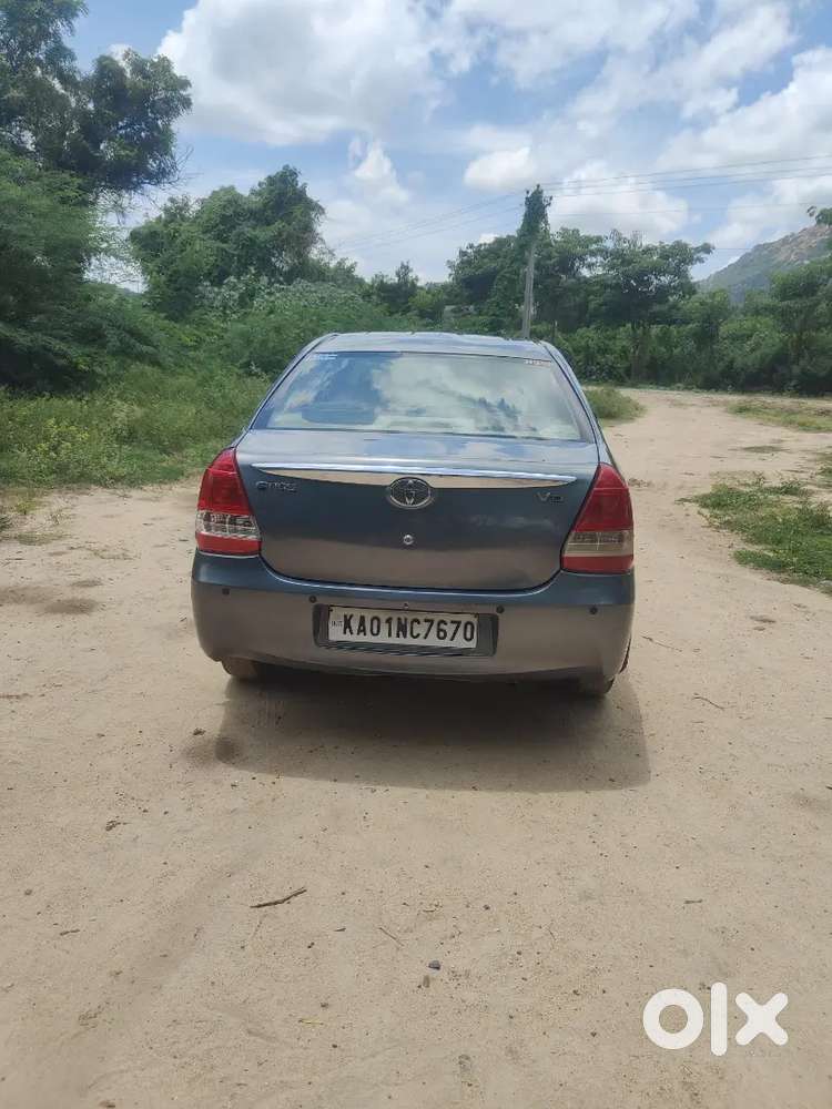 Toyota Etios 2015 Diesel 125000 Km Driven