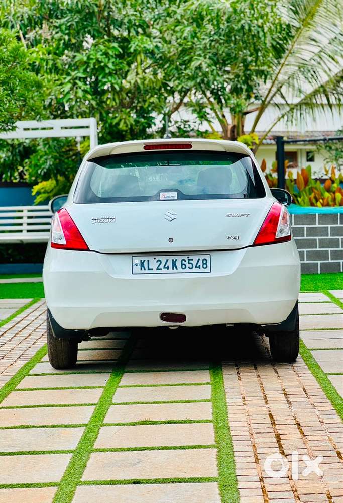 Maruti Suzuki Swift Petrol Manual 2015
