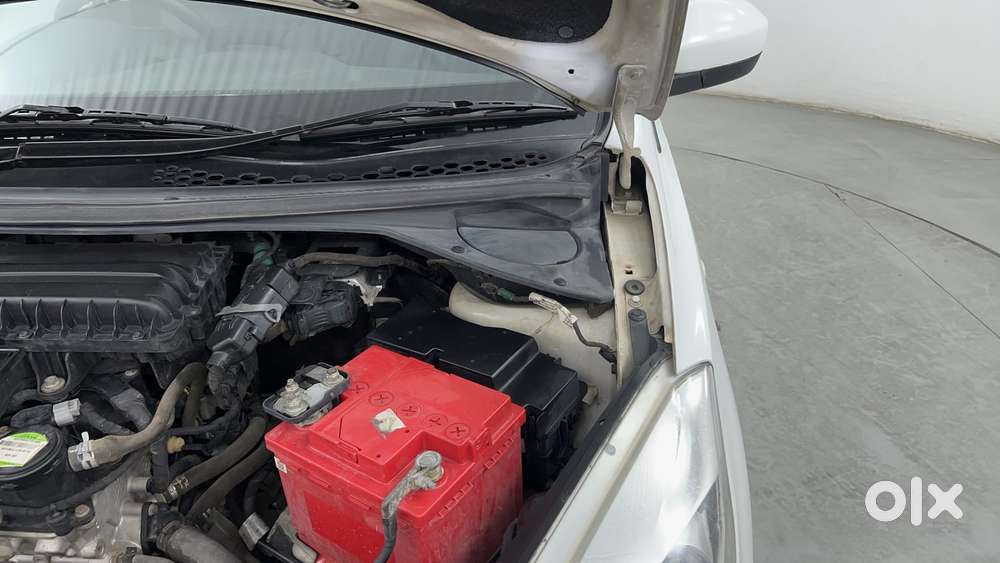 Tata Tiago 1.2 Revotron Xt, 2016, Petrol