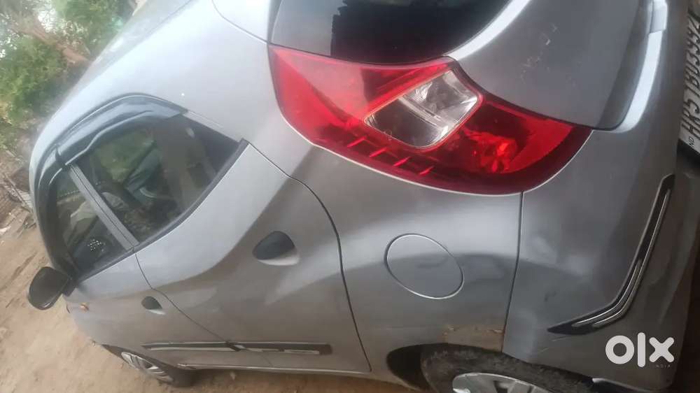 Hyundai Eon 2015 Km Driven