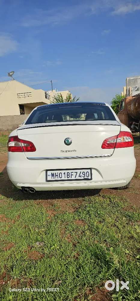 Skoda Superb Elegance 2012