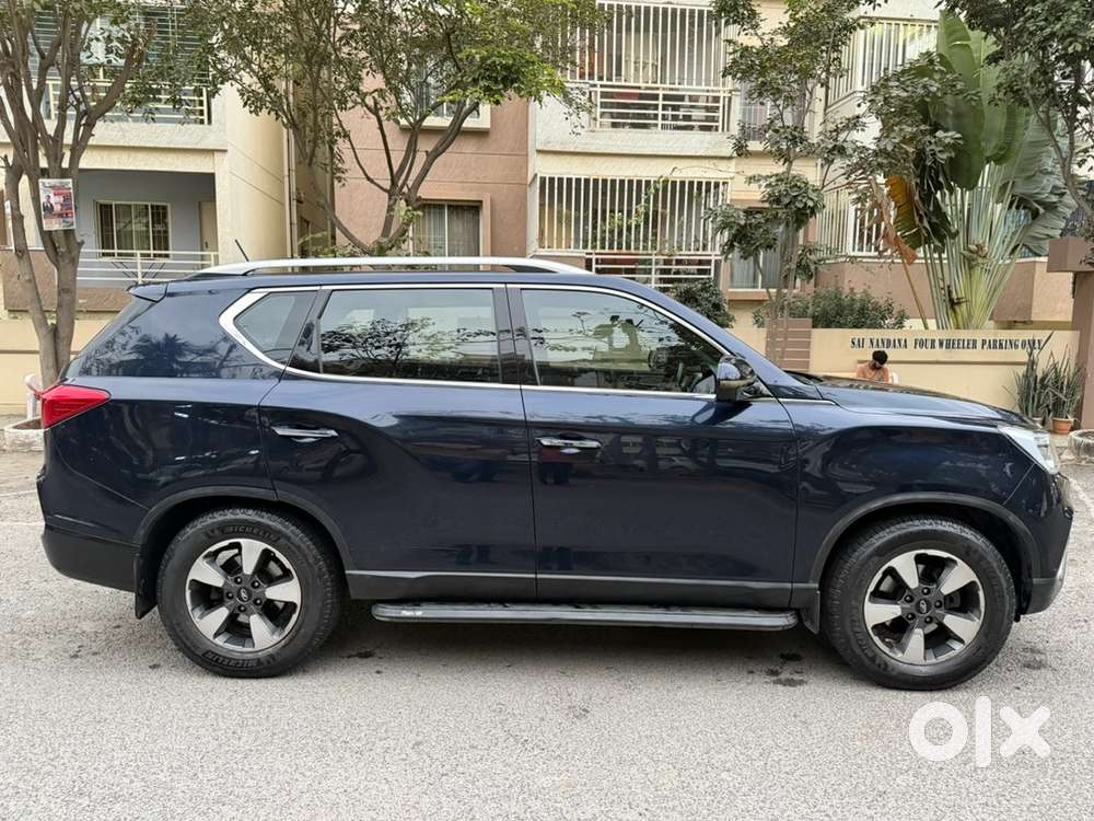 Mahindra Alturas G4 2019 Diesel 96514 Km Driven