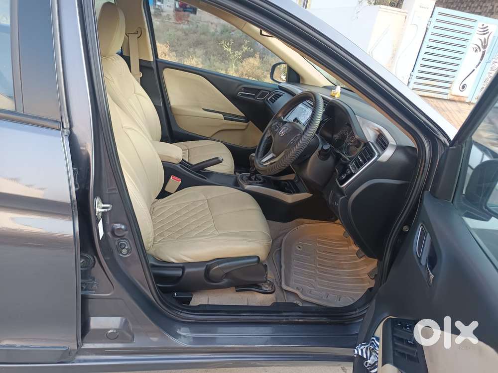 Honda City I-vtec V, 2017, Petrol