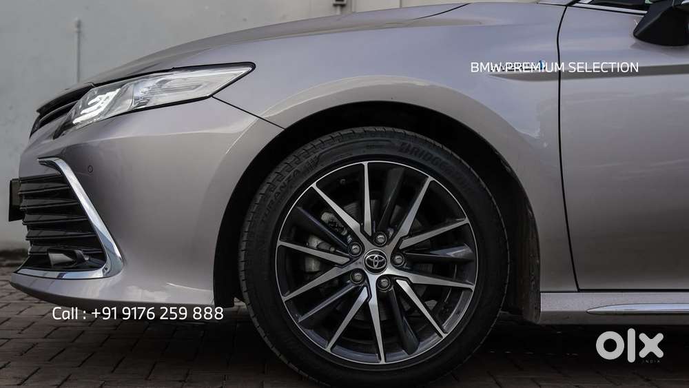 Toyota Camry, 2023, Petrol