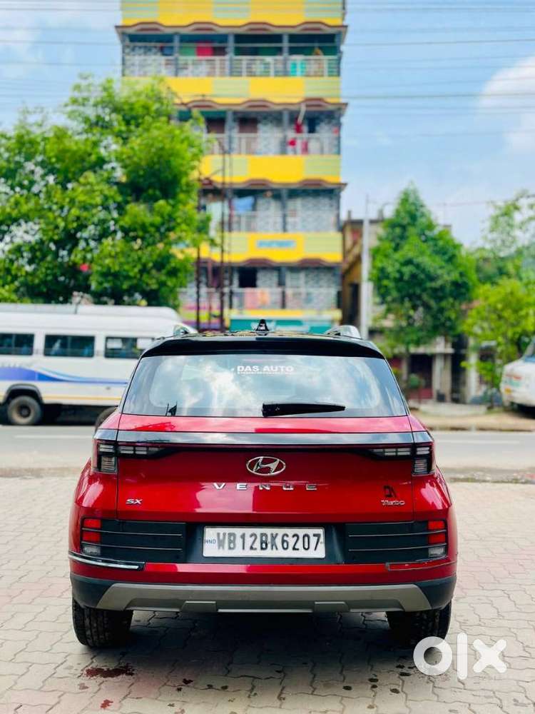 Hyundai Venue 1.0 Sx (o) Turbo Imt Dual Tone, 2022, Petrol