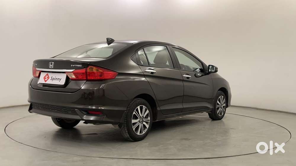 Honda City I-vtec V, 2022, Petrol