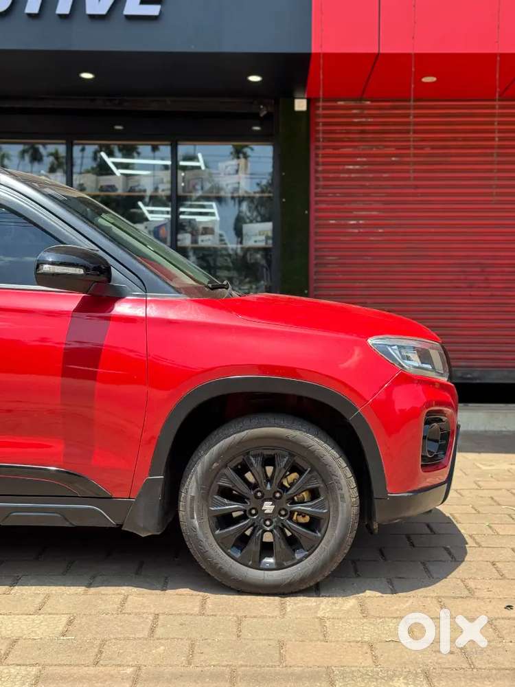 2021 Maruti Suzuki Brezza Zxi Plus Dual Tone (petrol Manual) | Top End