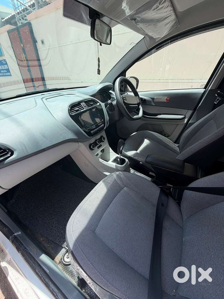 Tata Tiago Petrol 2025