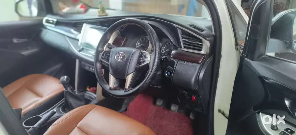 Toyota Innova Crysta 2017