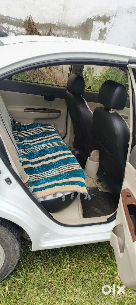 Hyundai Verna 1.6 Crdi 2010