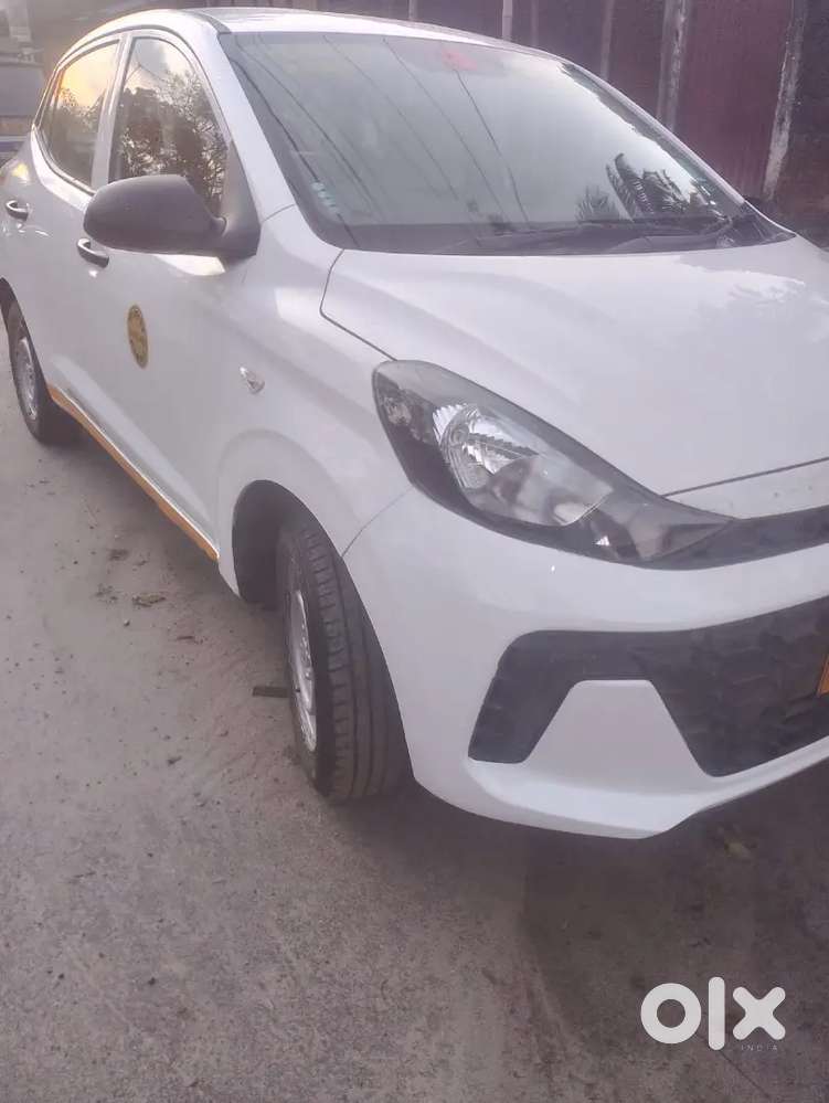 Hyundai Aura 1.2 Petrol 2024
