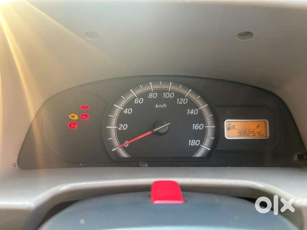 Maruti Suzuki Eeco 7seater Ac With Additional Cng Kit
