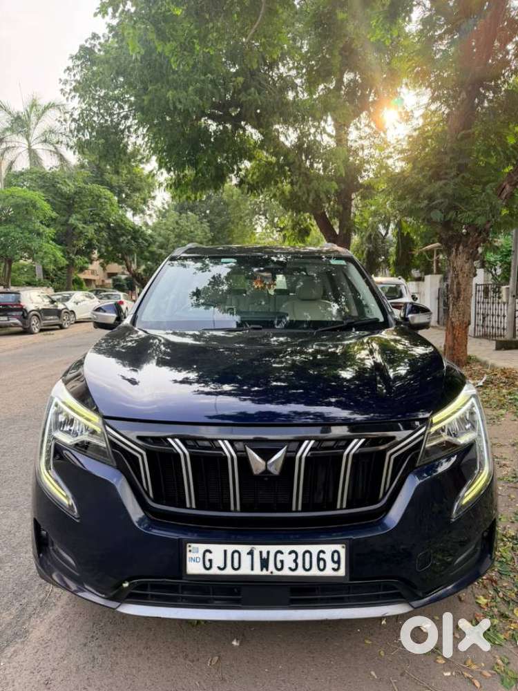 Mahindra Xuv700 2.2 Ax 7 Diesel At Luxury Pack Str Awd, 2022, Diesel