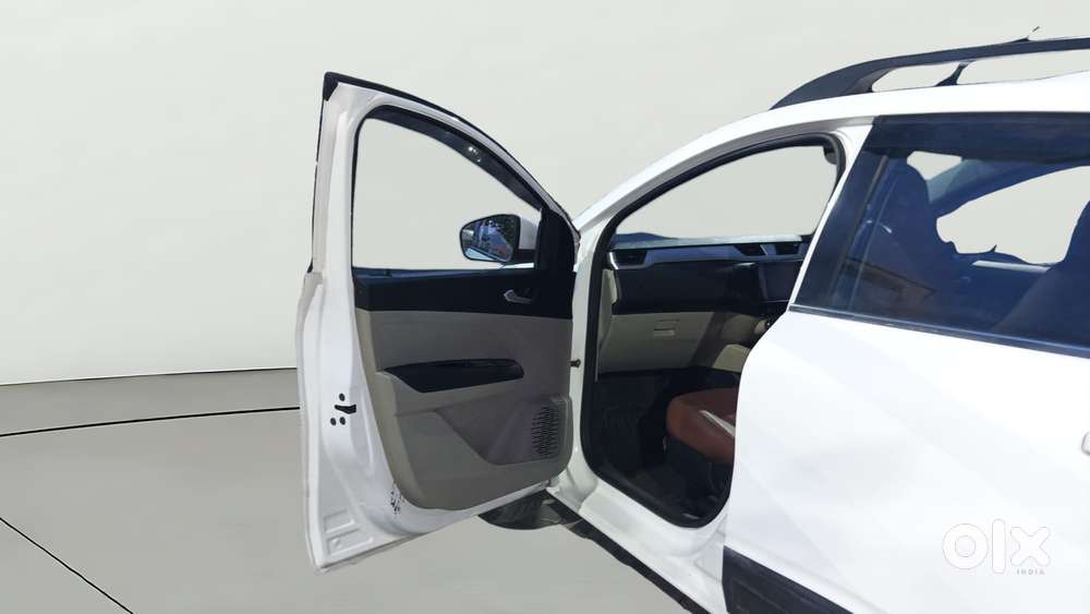 Renault Triber Rxz Easy-r Amt, 2020, Petrol