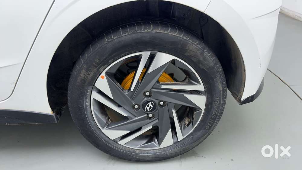 Hyundai New I20 1.2 Asta (o) Mt, 2022, Petrol