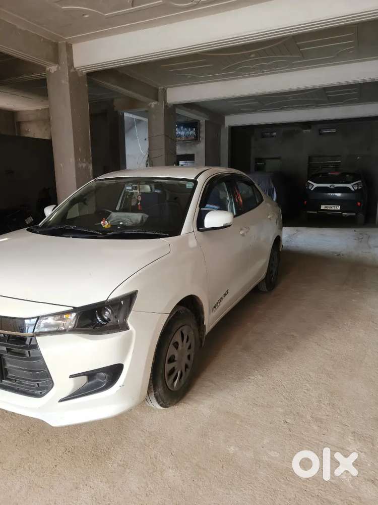 Maruti Suzuki Dzire Vxi 2025