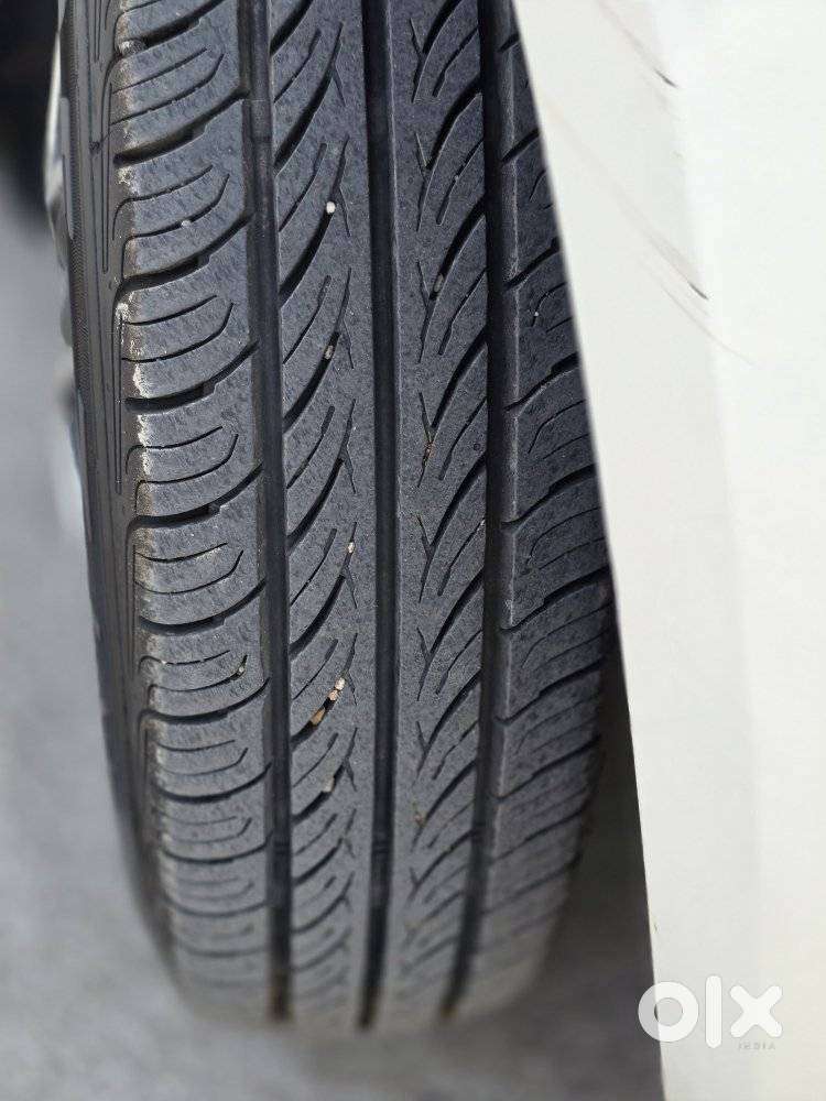 Maruti Suzuki Swift Dzire Vdi Bsiv, 2014, Diesel