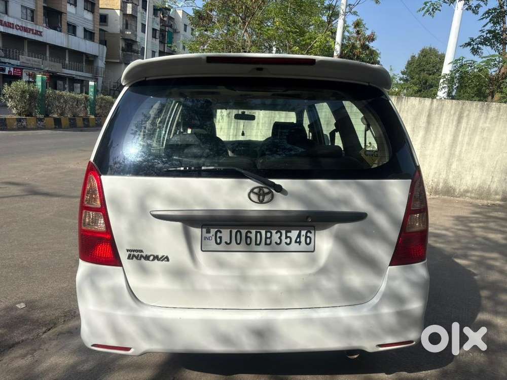 Toyota Innova 2009 Cng 1st Owner Good Condition