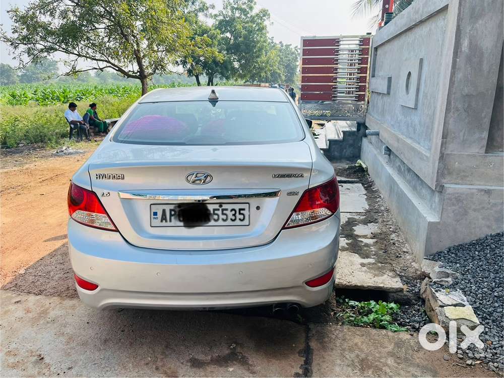 Hyundai Verna 2013 Diesel 113333 Km Driven
