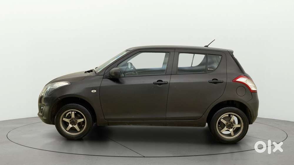 Maruti Suzuki Swift Lxi, 2016, Petrol