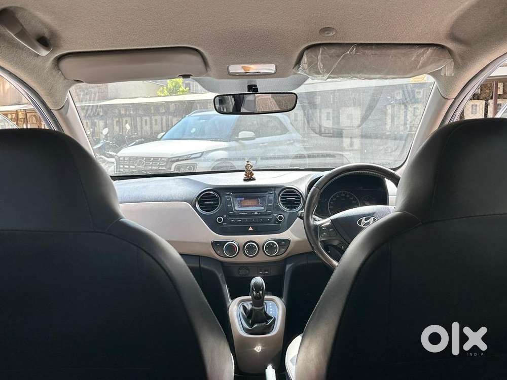 Hyundai Grand I10 2015 Petrol 87860 Km Driven