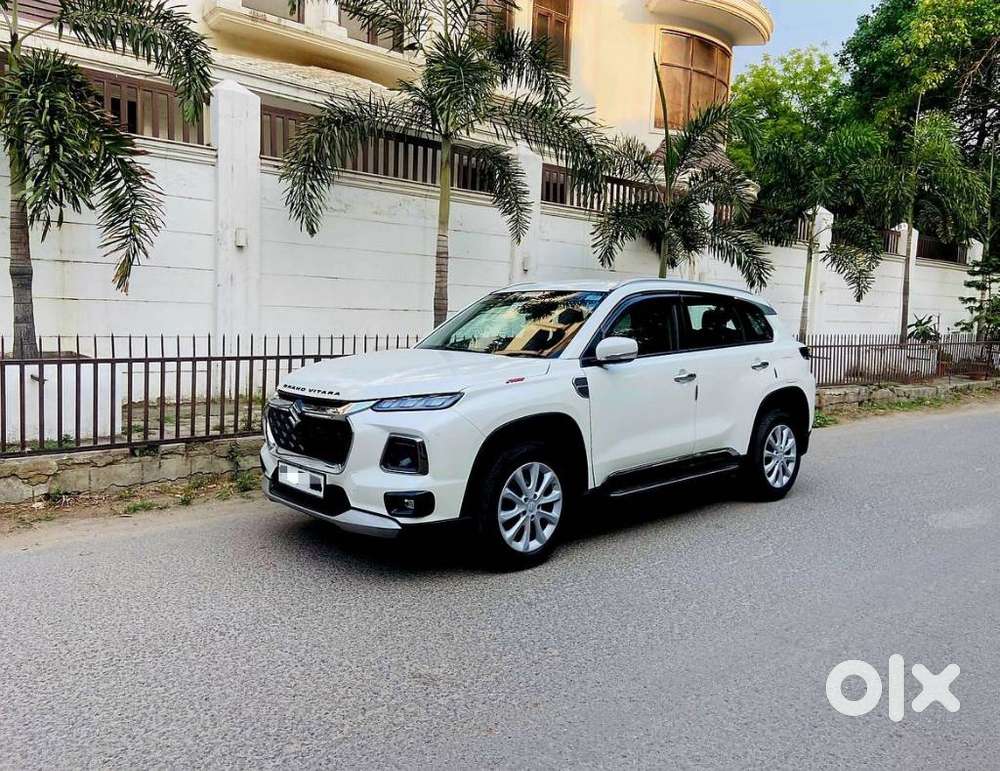 Maruti Suzuki Grand Vitara 1.5 Delta Smart Hybrid At, 2025, Petrol