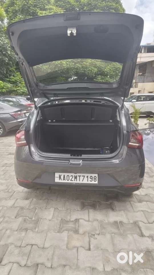 Hyundai I20 Sportz 1.2 Mt, 2023, Petrol
