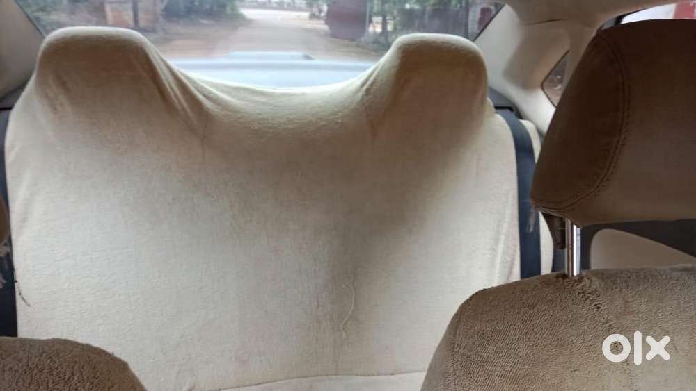 Volkswagen Vento 2010-2013 Petrol Comfortline, 2011, Petrol