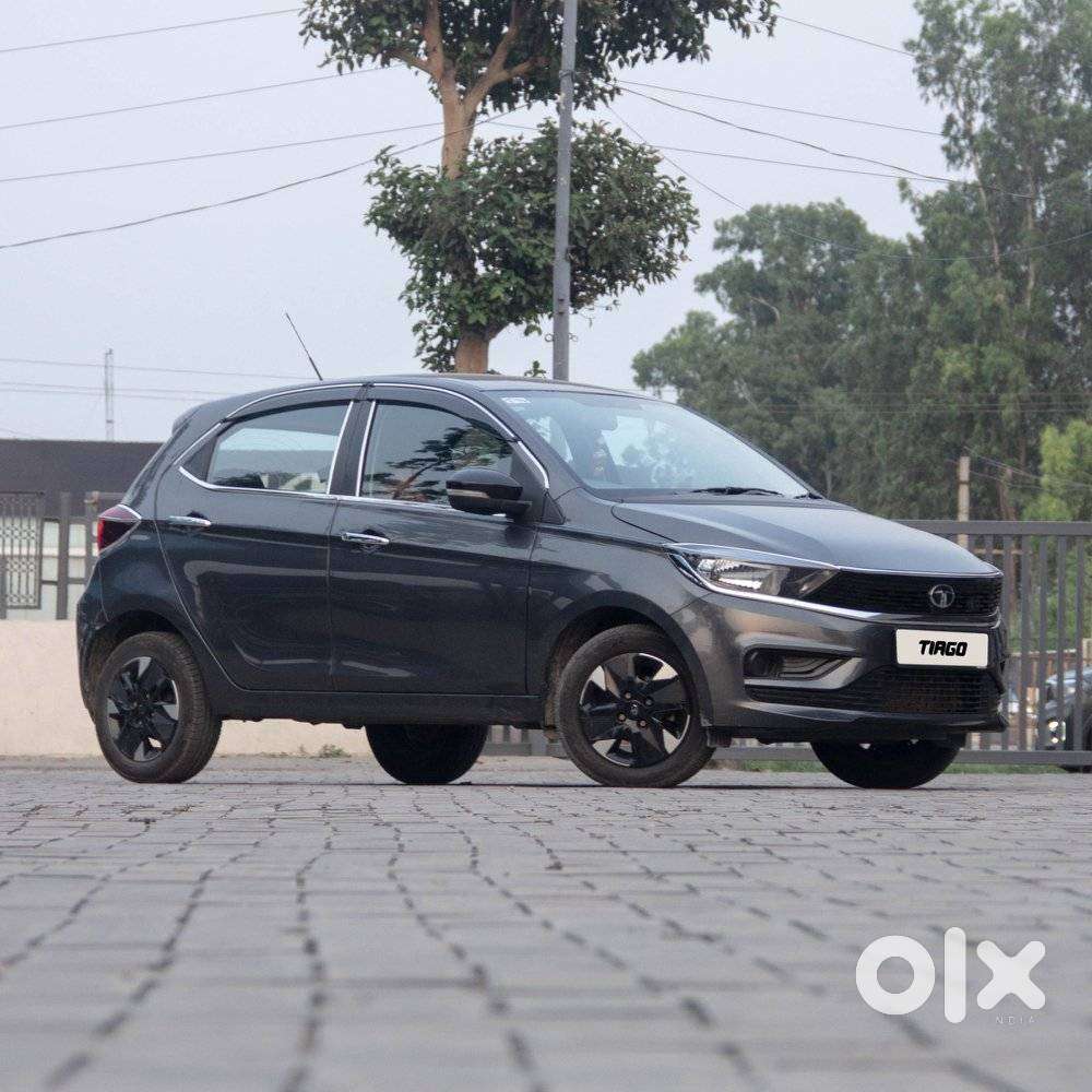 Tata Tiago Xt Icng, 2025, Petrol