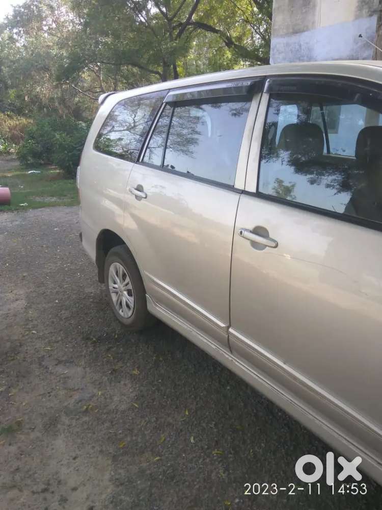 Toyota Innova Diesel 2014
