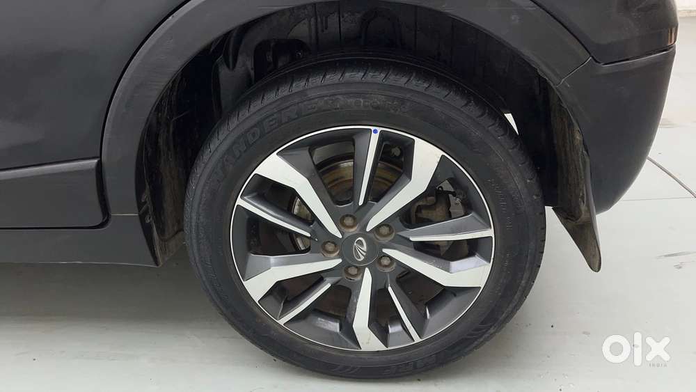 Mahindra Xuv300 W8 Option, 2019, Petrol