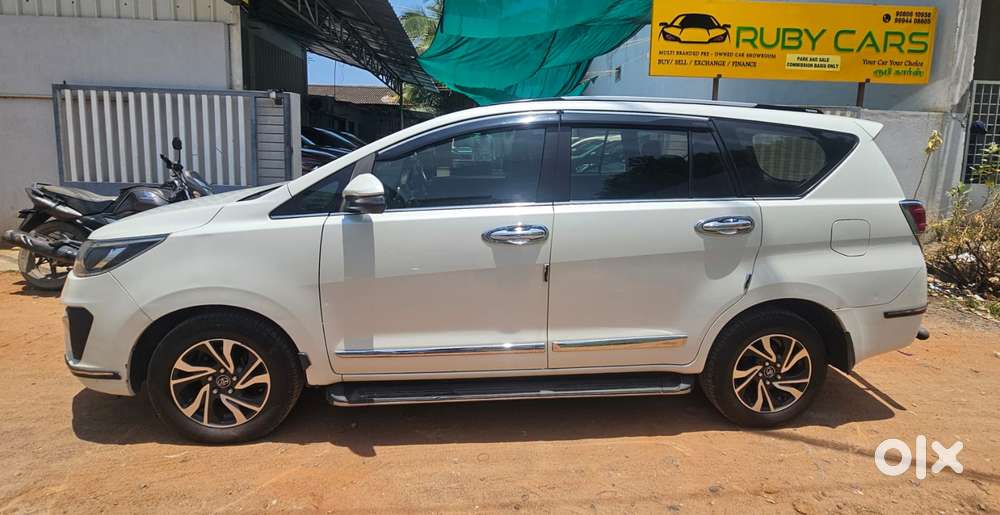 Toyota Innova Crysta 2.4 V 8 Str, 2021, Diesel