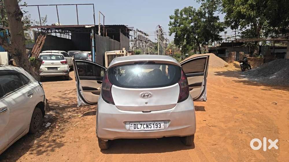 Hyundai Eon 2012 Cng & Hybrids Well Maintained