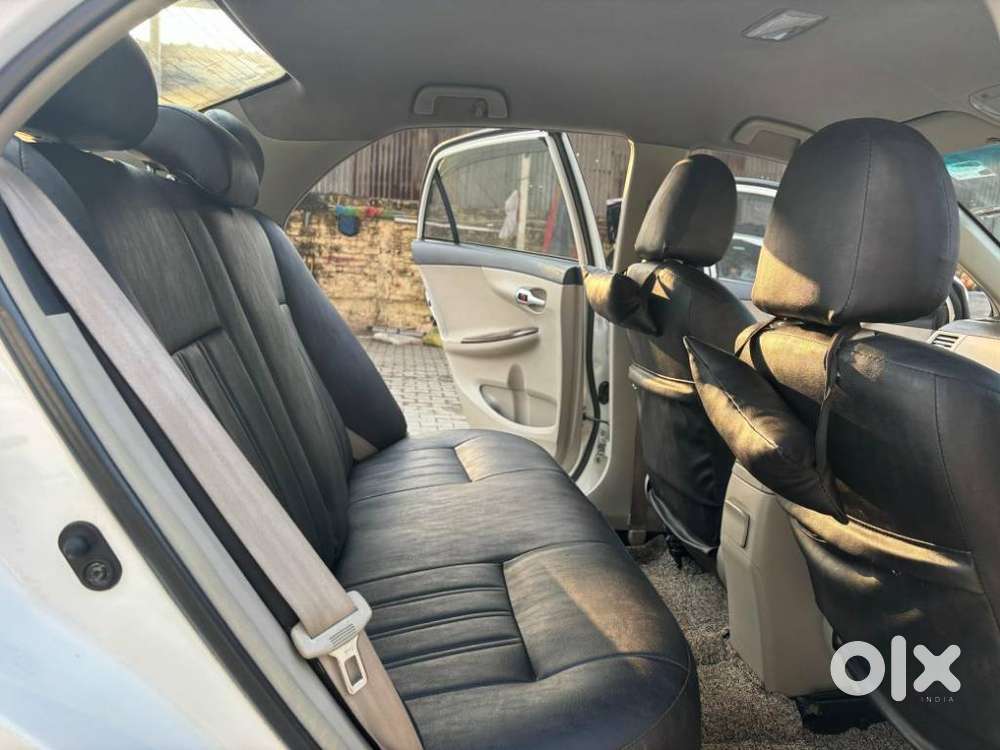 Toyota Corolla Altis 2010-2013 G, 2012, Petrol