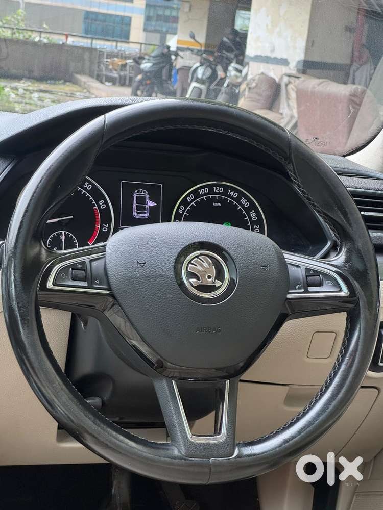 Skoda Superb [ ] 1.8 Style Tsi At, 2016, Petrol