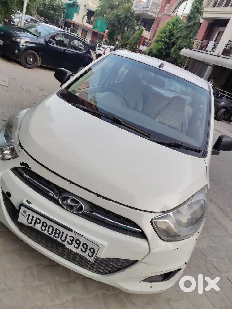 I10 Car On Road Working Condition