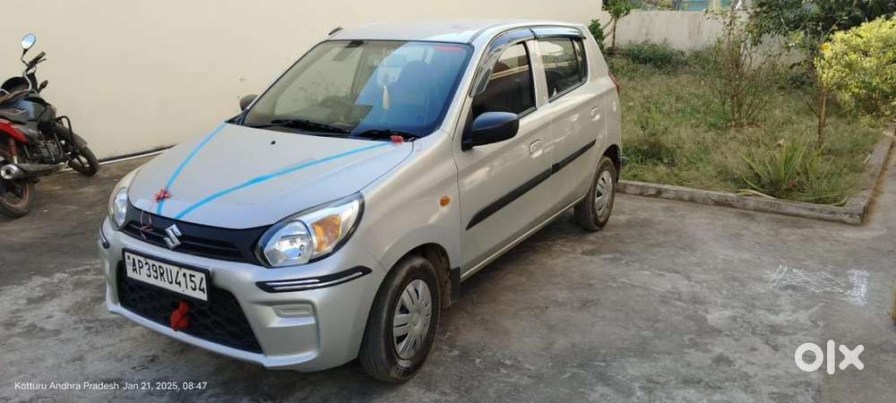 Alto 800 ( Silky Silver )