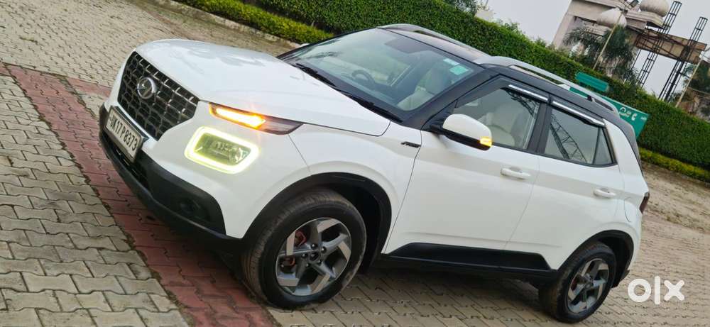 Hyundai Venue 1.0 Sx Turbo Dct, 2021, Petrol