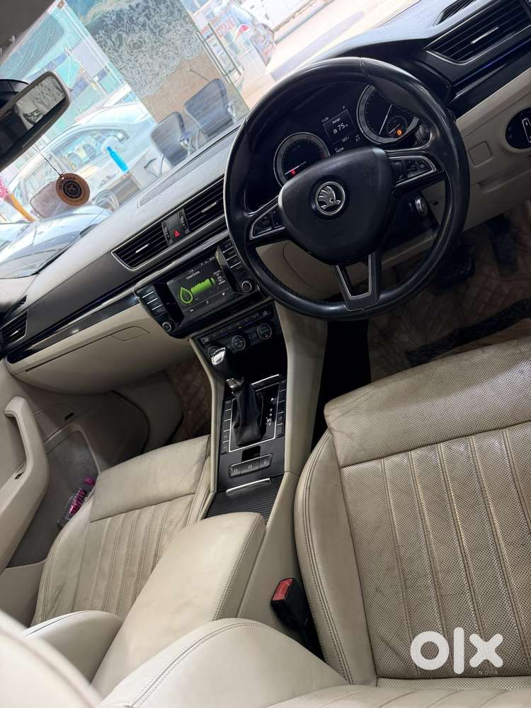 Skoda Superb Lk 2.0 Tdi At, 2016, Diesel