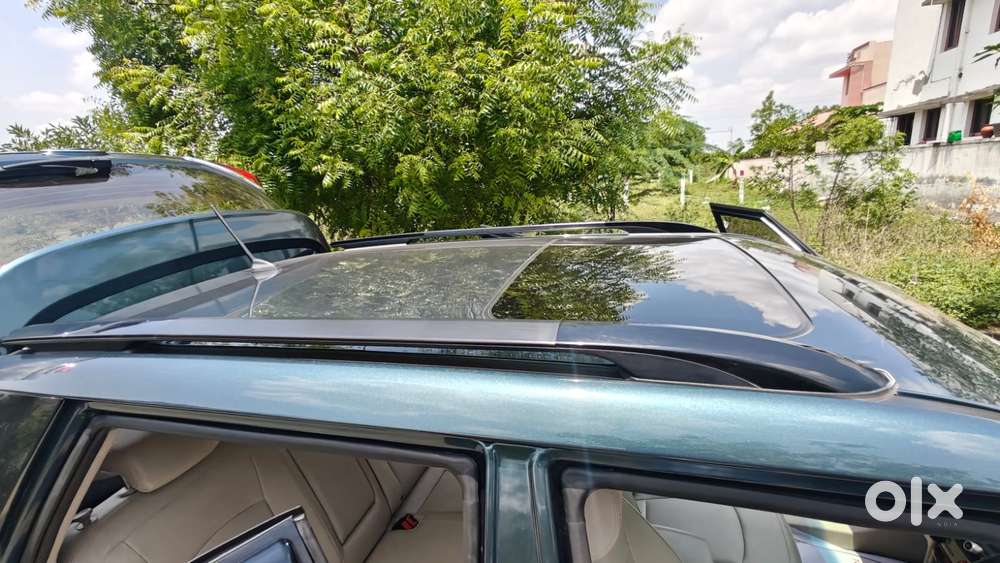 Mahindra Xuv300 1.2 W8 (o) Amt Petrol, 2022, Petrol