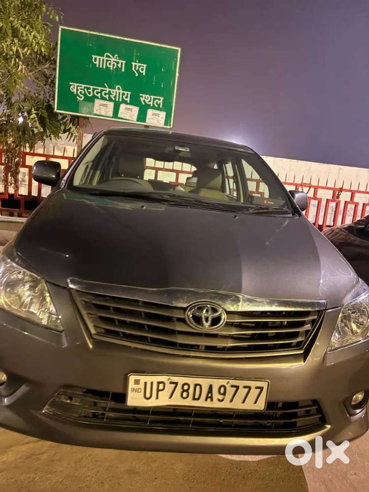 Toyota Innova 2013 Diesel 75000 Km Driven
